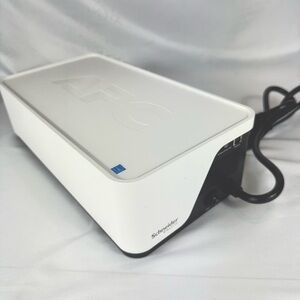 APC Back-UPS 1050VA 600W Battery Backup & Surge Protector - BN1050G